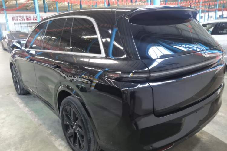 Used Li Auto L8 2023 Air model Rear Left 45 Deg
