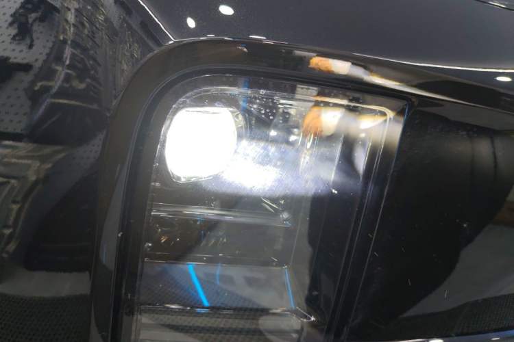 Used Li Auto L8 2023 Pro Model Right Front Headlight