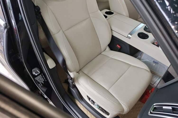 Used Li Auto L8 2023 Pro Model Right Front Seat