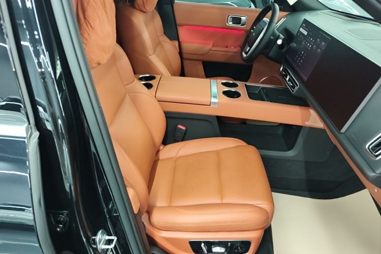 Used Li Auto L8 2023 Pro Model Right Front Seat
