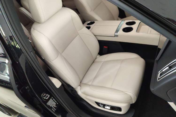 Used Li Auto L8 2023 Pro Model Right Front Seat