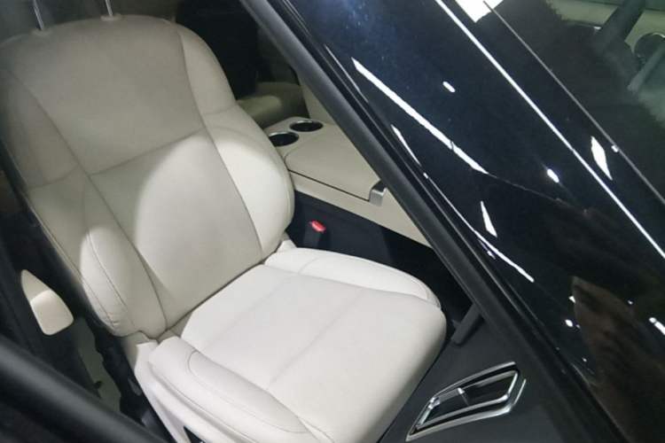 Used Li Auto L8 2023 Pro Model Right Front Seat