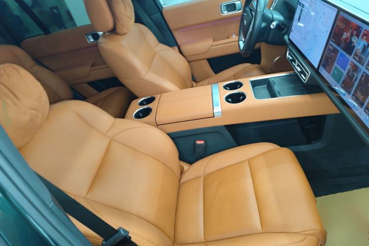 Used Li Auto L8 2023 Pro Model Right Front Seat