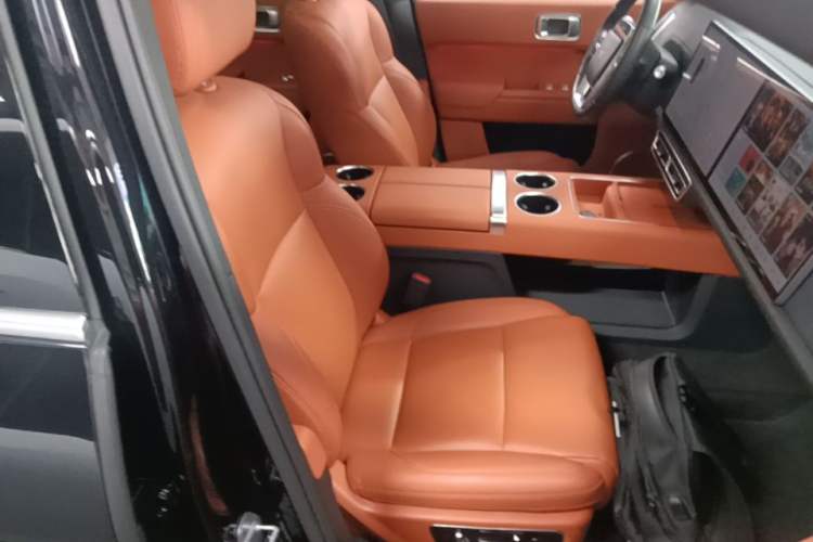 Used Li Auto L8 2023 Pro Model Right Front Seat