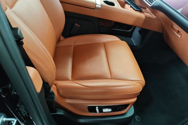 Used Li Auto L8 2023 Pro Model Right Front Seat