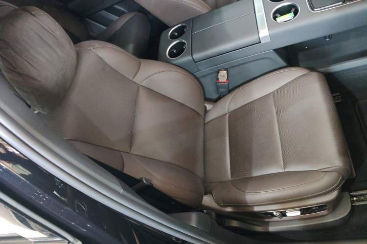 Used Li Auto L8 2023 Pro Model Right Front Seat