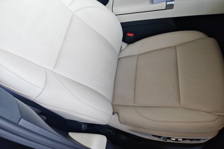 Used Li Auto L8 2023 Air model Right Front Seat