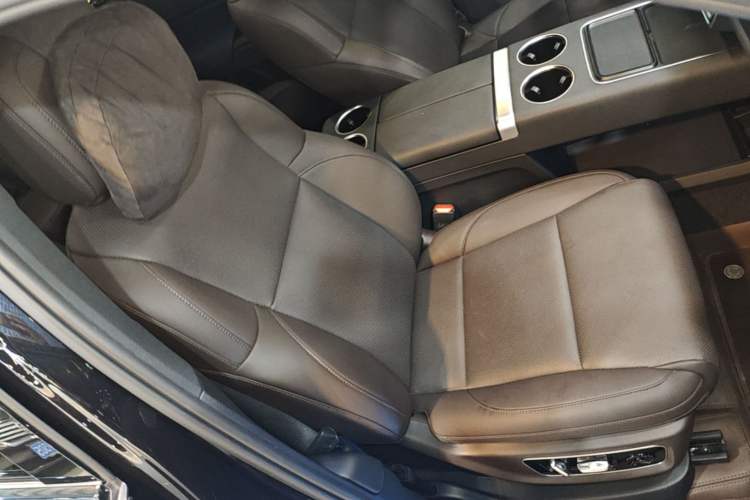 Used Li Auto L8 2023 Pro Model Right Front Seat