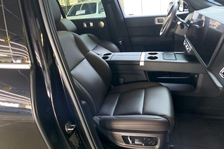 Used Li Auto L8 2023 Air model Right Front Seat
