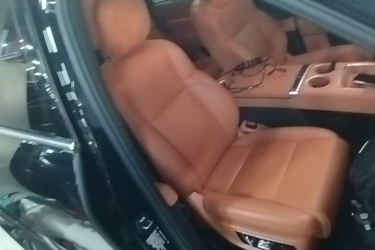 Used Li Auto L8 2023 Pro Model Right Front Seat