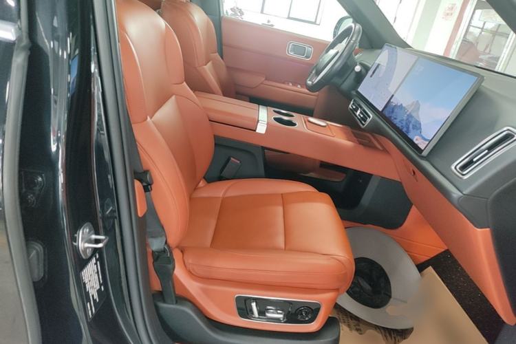 Used Li Auto L8 2023 Pro Model Right Front Seat
