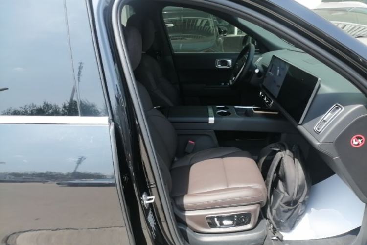 Used Li Auto L8 2023 Pro Model Right Front Seat