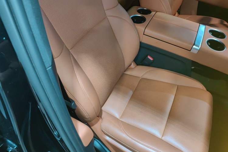 Used Li Auto L8 2023 Pro Model Right Front Seat