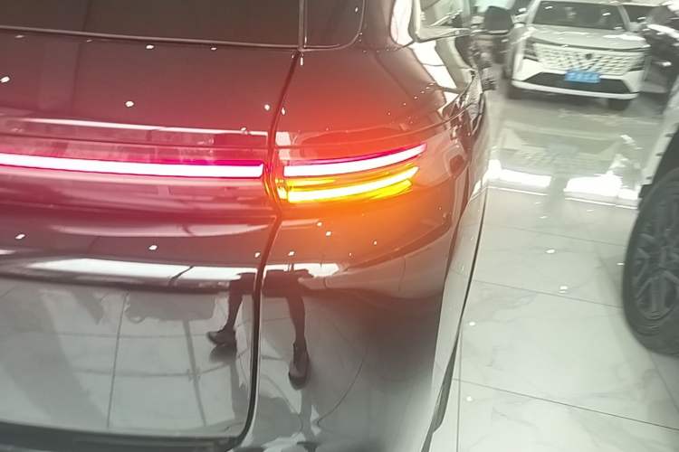 Used Li Auto L8 2023 Pro Model Right Rear Taillight