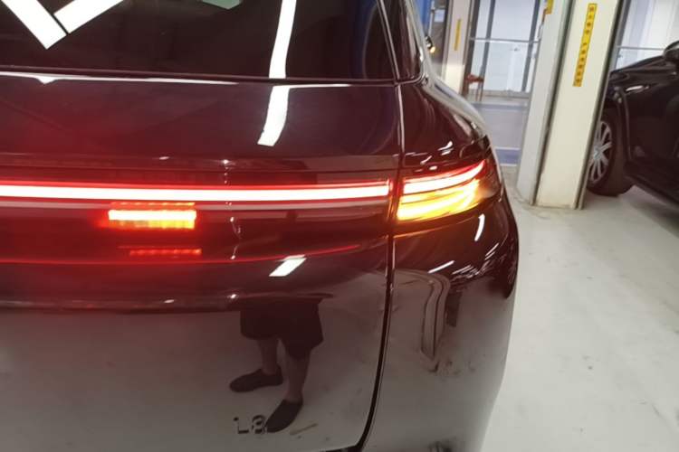 Used Li Auto L8 2023 Pro Model Right Rear Taillight