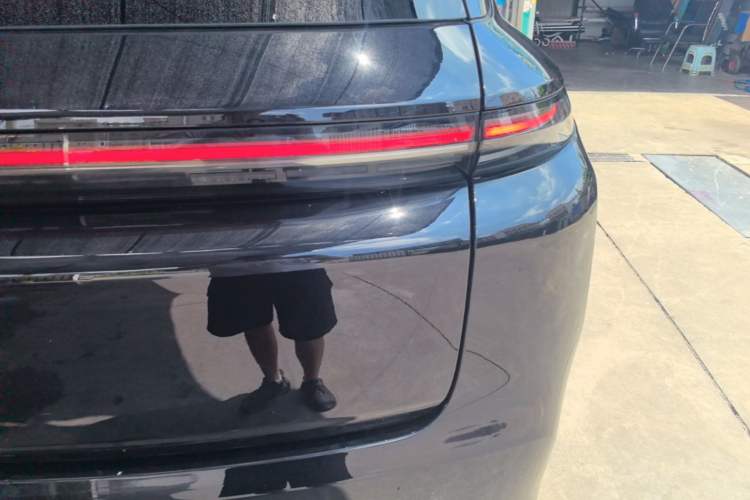 Used Li Auto L8 2023 Pro Model Right Rear Taillight