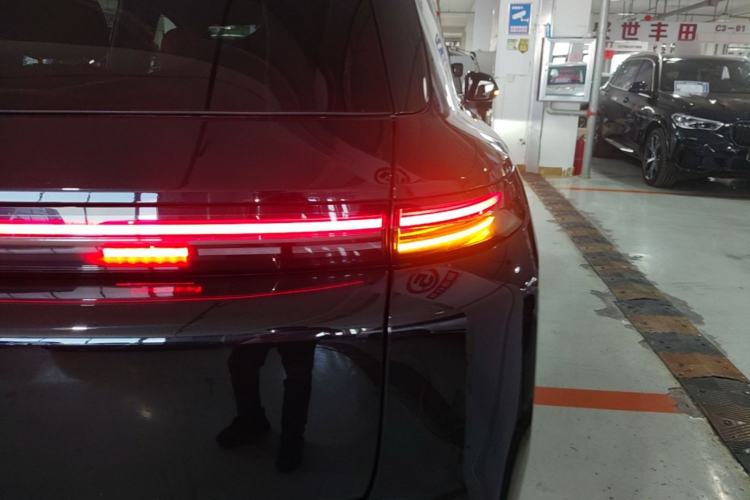 Used Li Auto L8 2023 Pro Model Right Rear Taillight