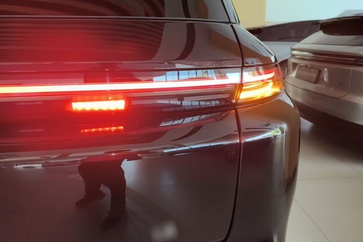 Used Li Auto L8 2023 Pro Model Right Rear Taillight