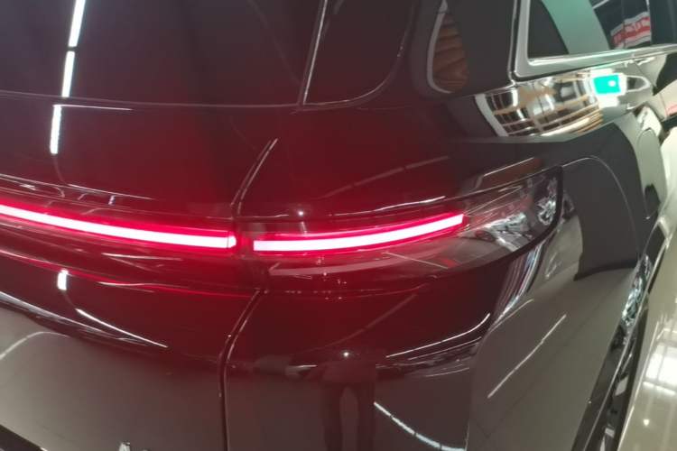 Used Li Auto L8 2023 Air model Right Rear Taillight