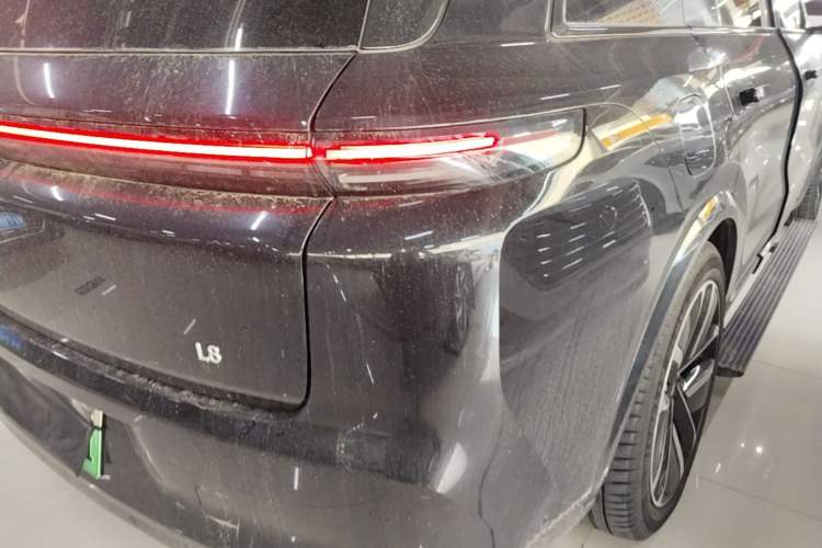 Used Li Auto L8 2023 Max model Right Rear Taillight