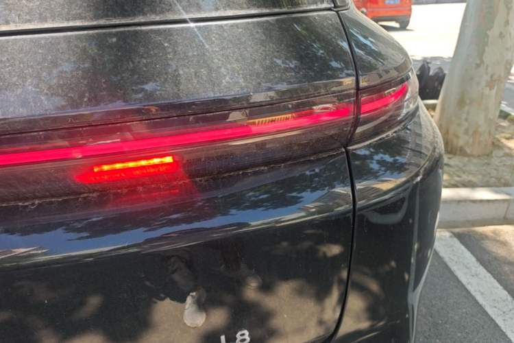 Used Li Auto L8 2023 Pro Model Right Rear Taillight