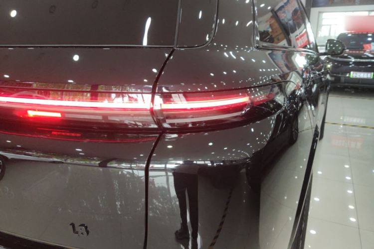 Used Li Auto L8 2023 Pro Model Right Rear Taillight