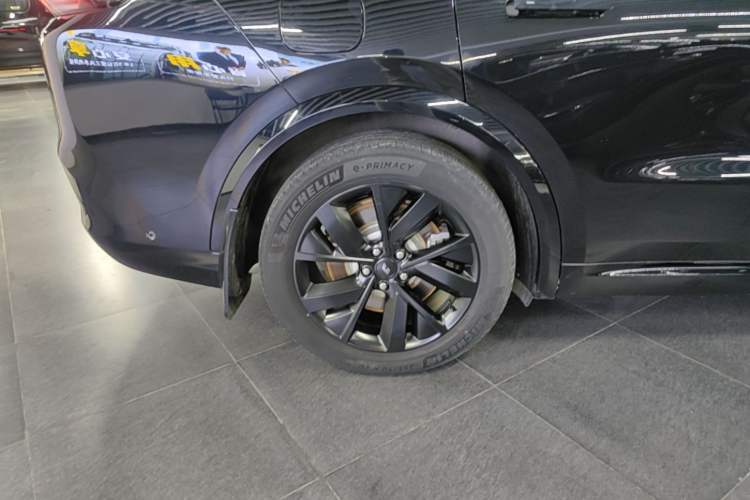 Used Li Auto L8 2023 Pro Model Right Rear Wheel Hub