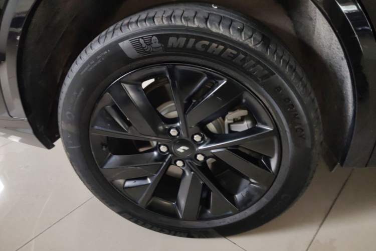 Used Li Auto L8 2023 Pro Model Right Rear Wheel Hub