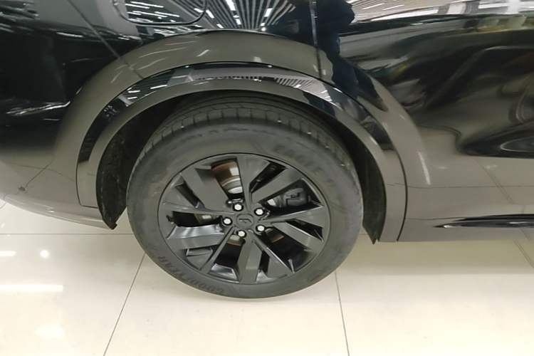 Used Li Auto L8 2023 Pro Model Right Rear Wheel Hub