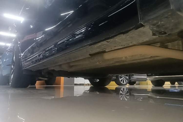 Used Li Auto L8 2023 Air model Right Side Sill