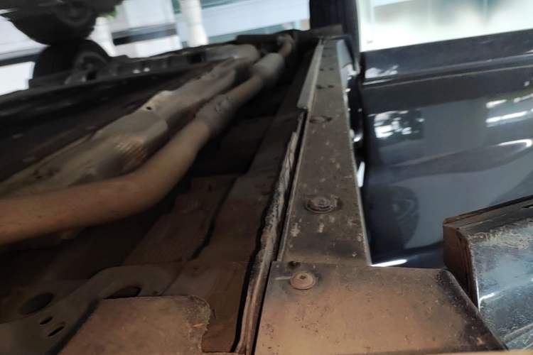Used Li Auto L8 2023 Pro Model Right Side Sill