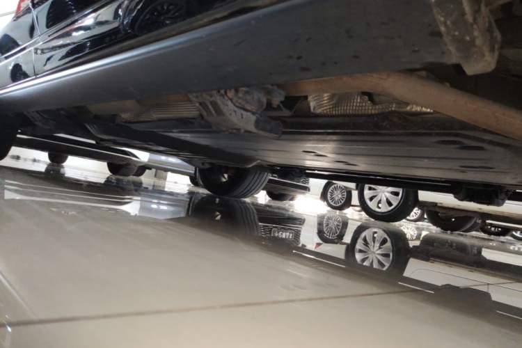 Used Li Auto L8 2023 Pro Model Right Side Sill