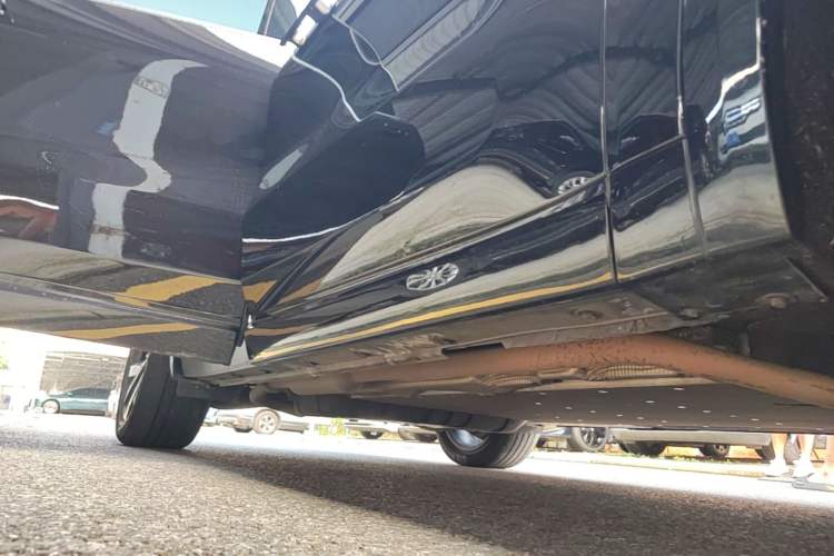 Used Li Auto L8 2023 Pro Model Right Side Sill