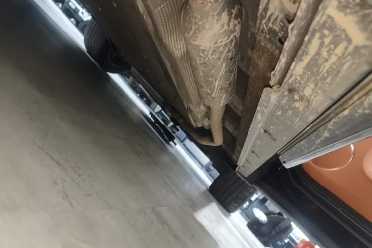 Used Li Auto L8 2023 Pro Model Right Side Sill