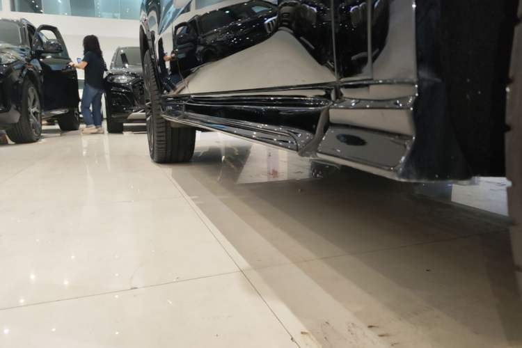 Used Li Auto L8 2023 Max model Right Side Sill