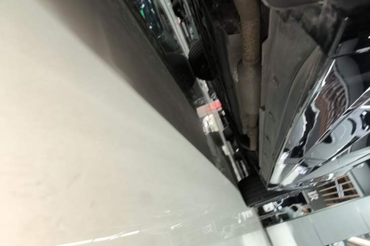 Used Li Auto L8 2023 Pro Model Right Side Sill
