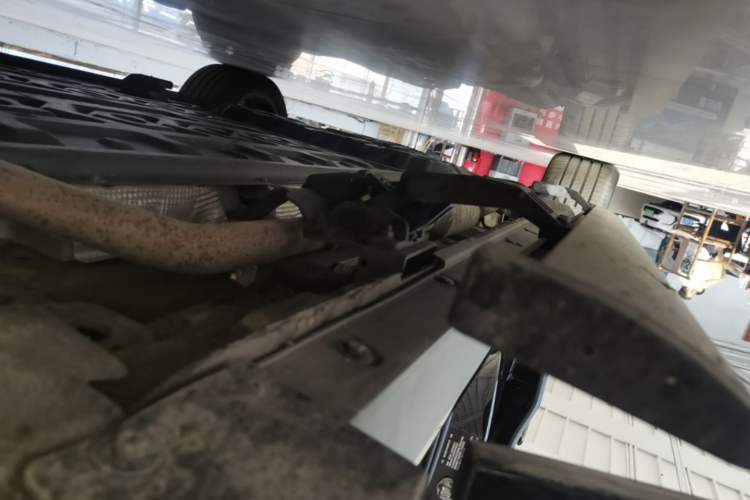 Used Li Auto L8 2023 Pro Model Right Side Sill