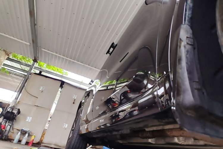 Used Li Auto L8 2023 Air model Right Side Sill
