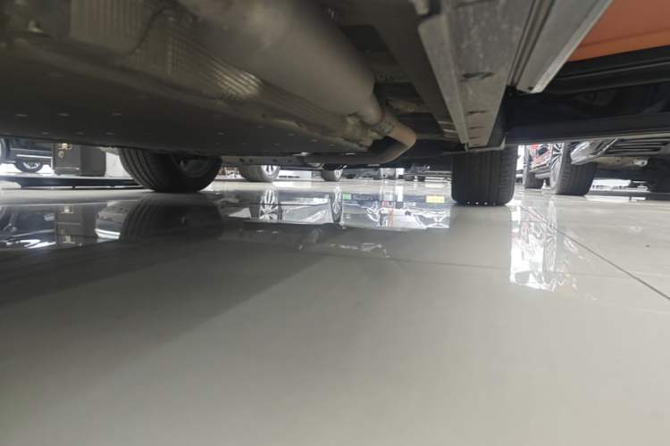 Used Li Auto L8 2023 Max model Right Side Sill