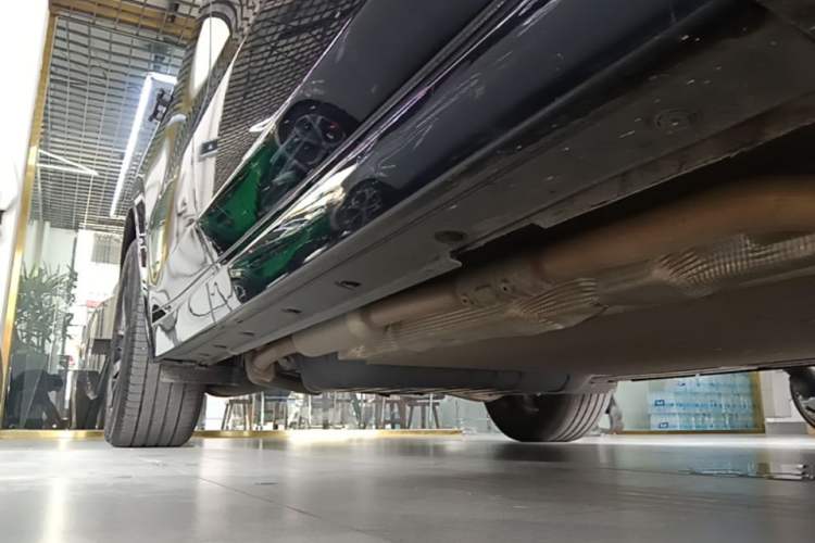 Used Li Auto L8 2023 Pro Model Right Side Sill