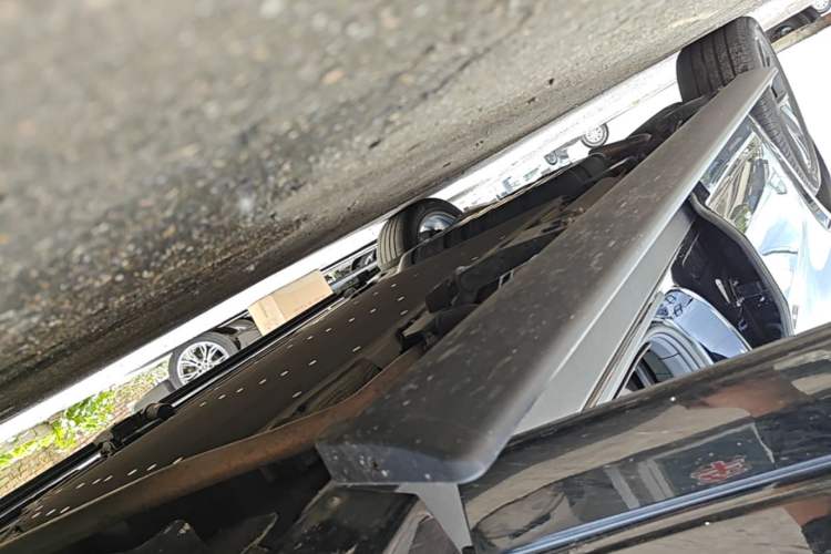 Used Li Auto L8 2023 Pro Model Right Side Sill