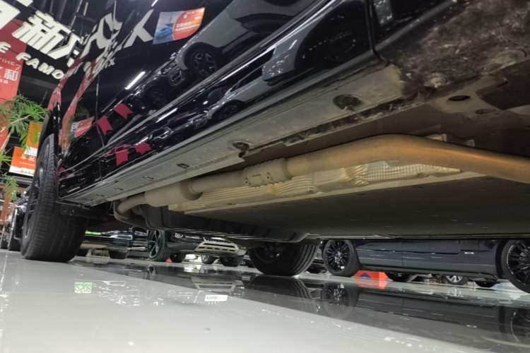 Used Li Auto L8 2023 Pro Model Right Side Sill