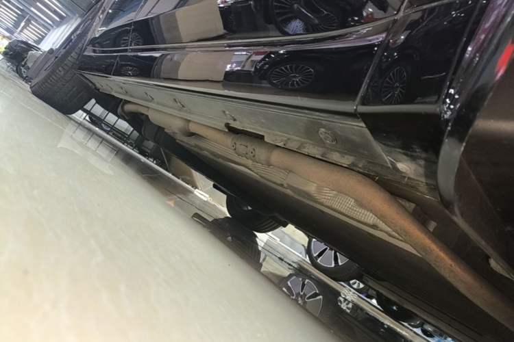 Used Li Auto L8 2023 Pro Model Right Side Sill