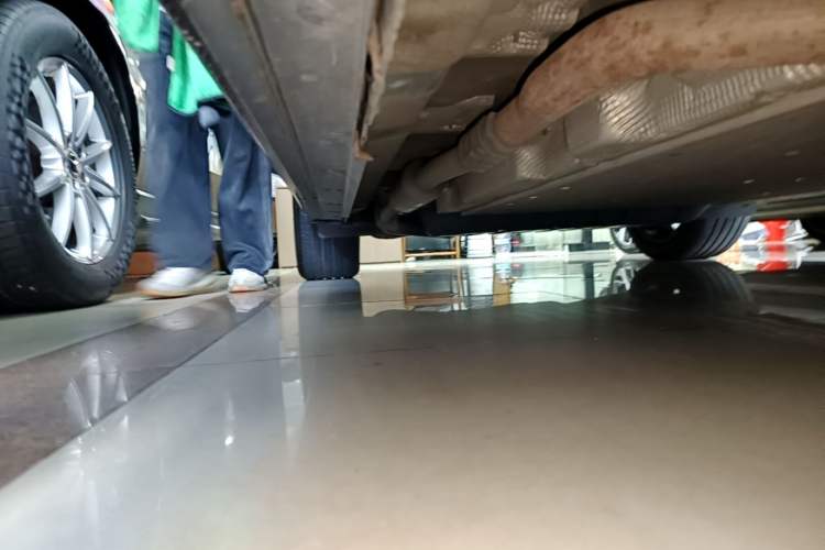 Used Li Auto L8 2023 Pro Model Right Side Sill