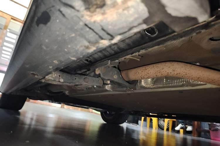 Used Li Auto L8 2023 Pro Model Right Side Sill