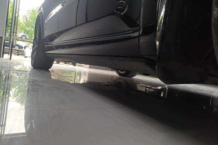 Used Li Auto L8 2023 Pro Model Right Side Sill