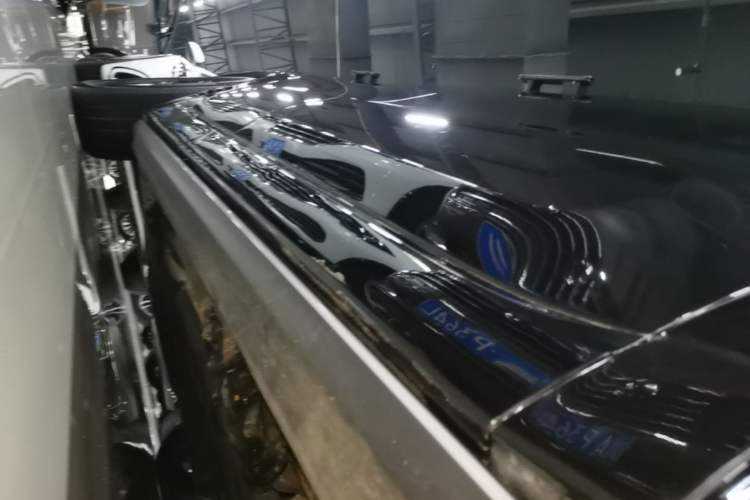 Used Li Auto L8 2023 Max model Right Side Sill