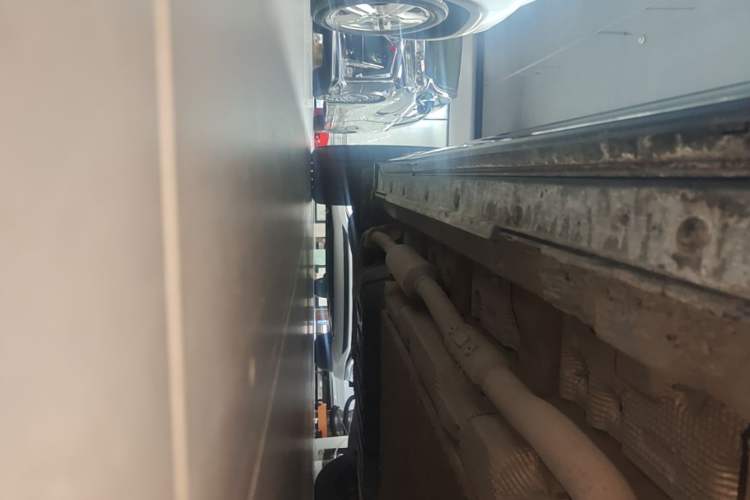 Used Li Auto L8 2023 Air model Right Side Sill