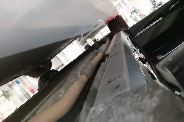 Used Li Auto L8 2023 Pro Model Right Side Sill