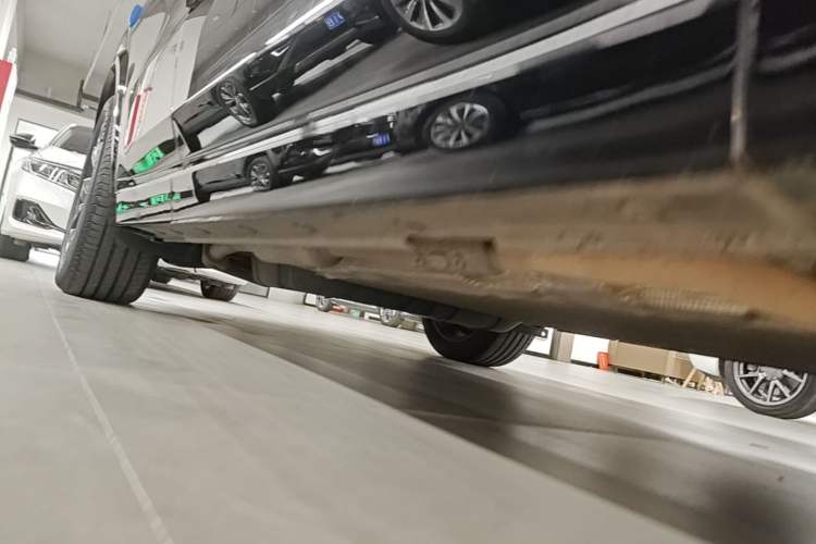 Used Li Auto L8 2023 Pro Model Right Side Sill